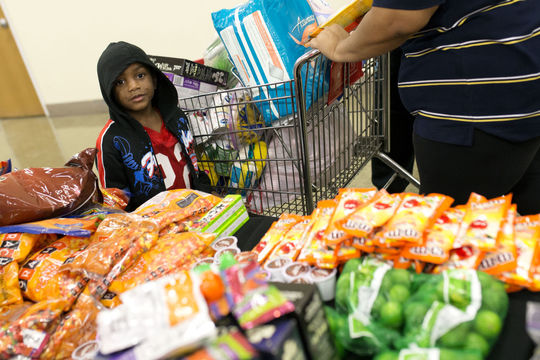 Young child in grocery store