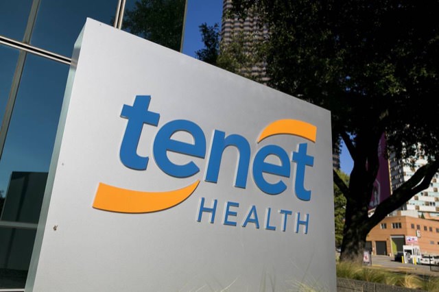 tenet-health-sign